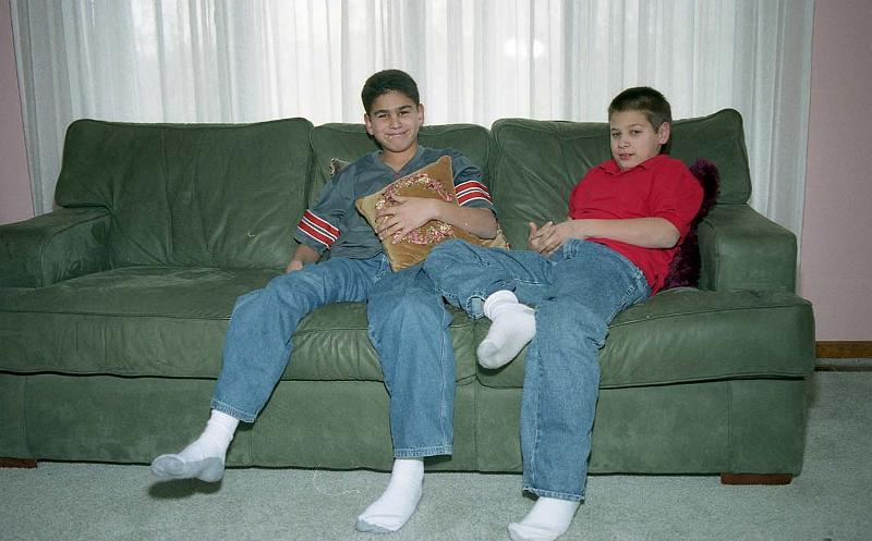 041 Our Wedding Day 29-Nov-2002 Les and Joe.jpg